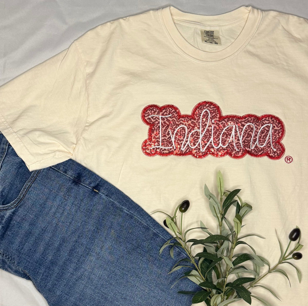 Beige Comfort Colors t-shirt with red sequin 'Indiana' logo